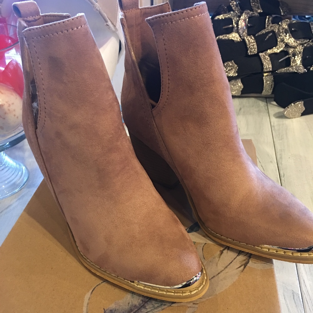 Mimi Blush Booties